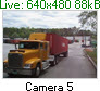 Een cameravoorbeeldbeeld met informatie over de resolutie en gegevenssnelheid van de livestream van de camera.